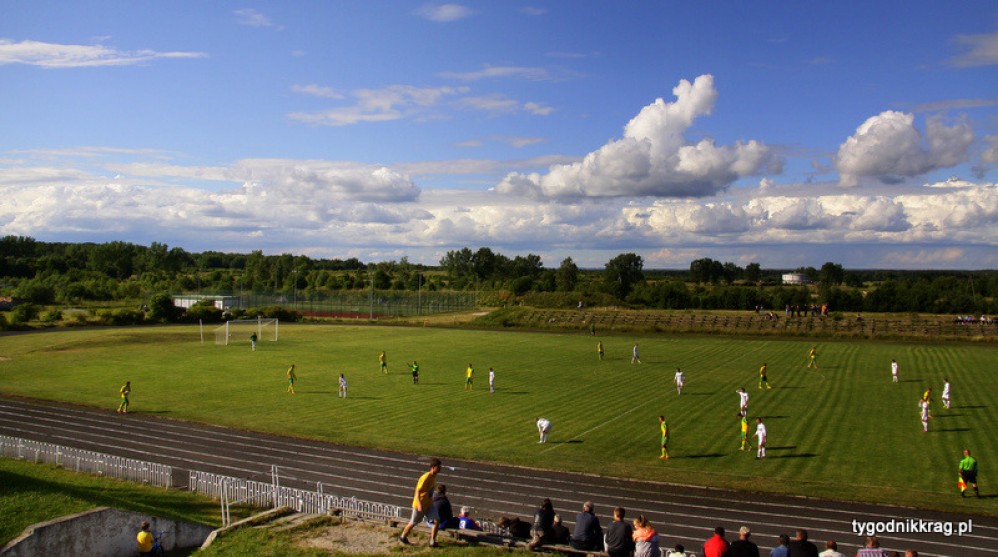 stadion-kozuchow-001.jpg